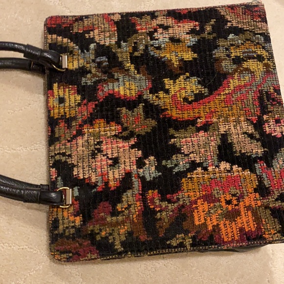 Gorgeous tapestry vintage purse/bag - Picture 3 of 8